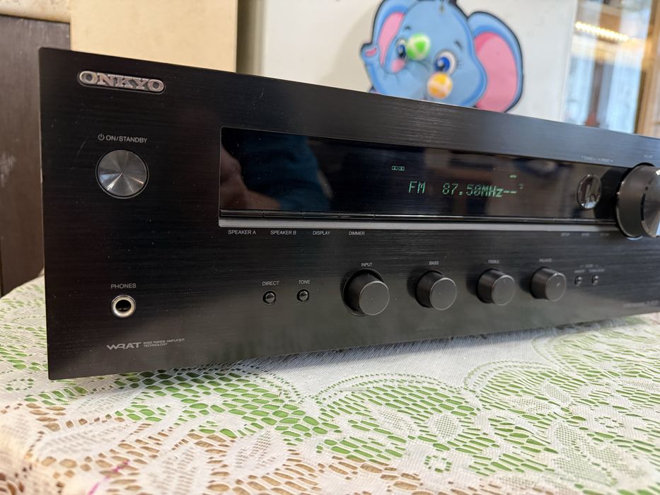 Onkyo TX-8020 Стерео ресивър , Optical