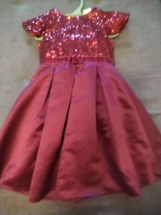 Нарядные, пышные платья