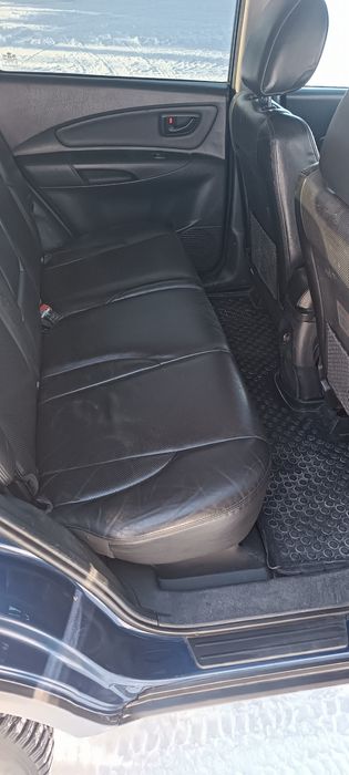 Хундай Туксон объем 2,7