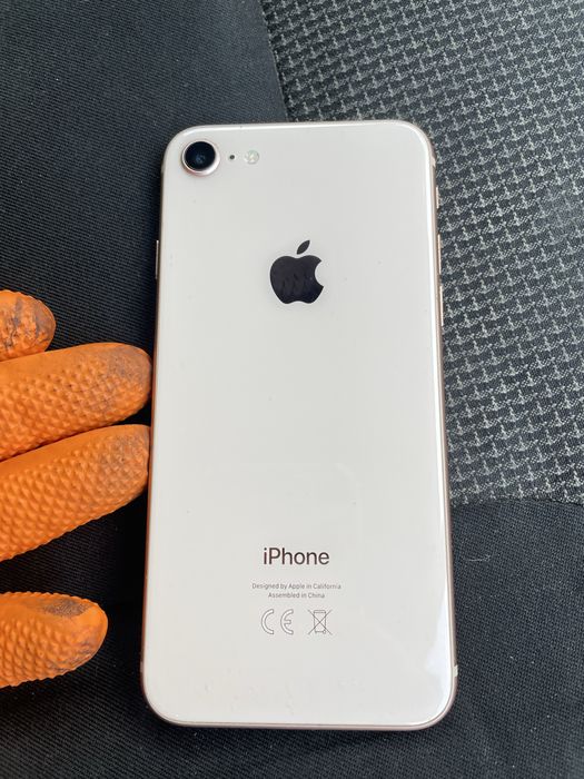 Iphone 8 256 GB  Citiți descrierea