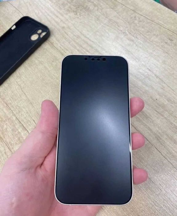 iPhone 13, 128 ГБ
