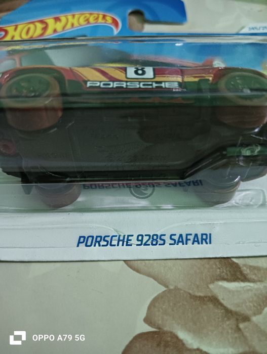 Vând mașinuță hotweels flacără argintie