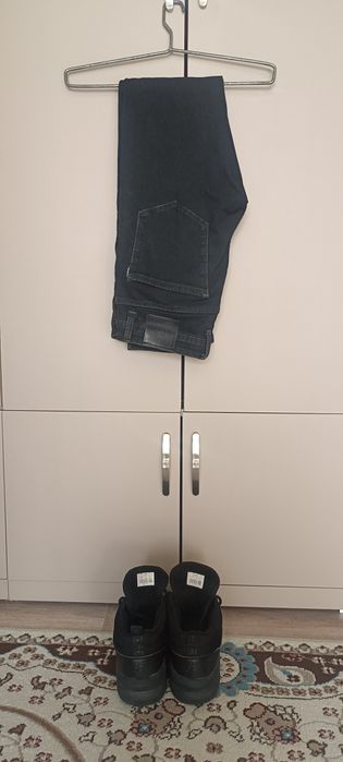 Продаю Обувь и джинсы