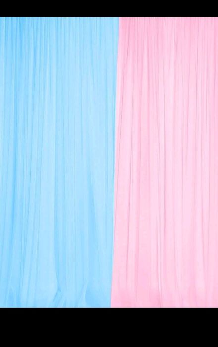 Украса за разкриване на пола парти синьо и розово.
Завеси,банер+2 розови спрея