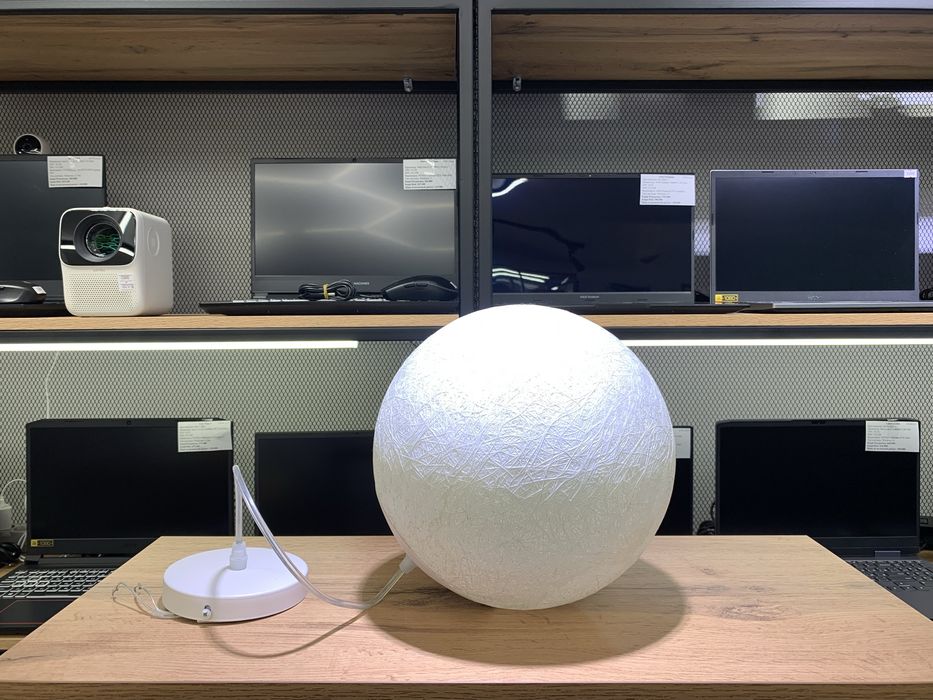 Светодиодная белая люстра продается, хорошее состояние, 777/А10