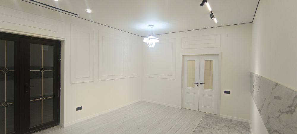 Тез арада Уй Сатам , Ең ірі сауда орталықтын жанында.