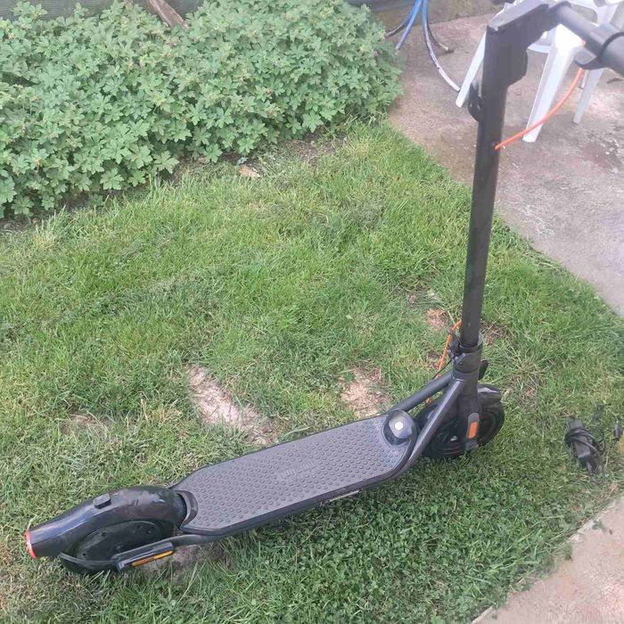 Електрическа тротинетка ninebot