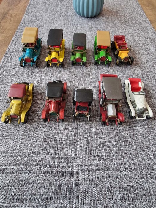 Метални колички произведени в Англия