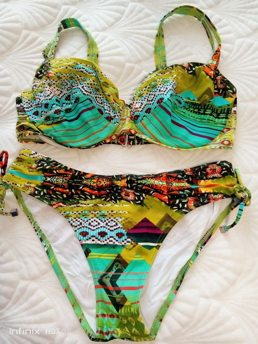 Продам купальник