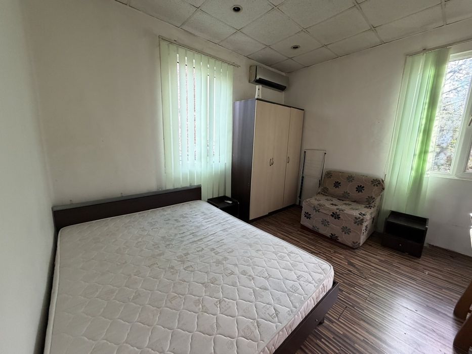Дава се под наем  в София, Център - 16 кв.м за 209.1 € - Снимка #1