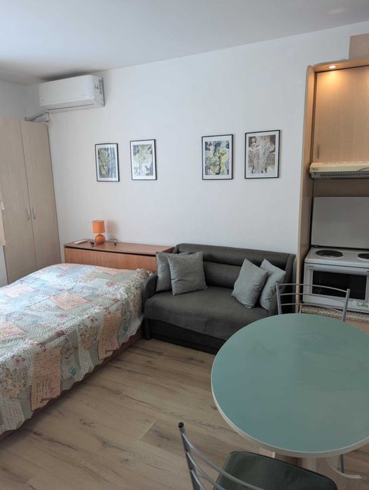 Дава се под наем Едностаен апартамент в Варна, Лятно кино Тракия - 54 кв.м за 331.5 € - Снимка #2