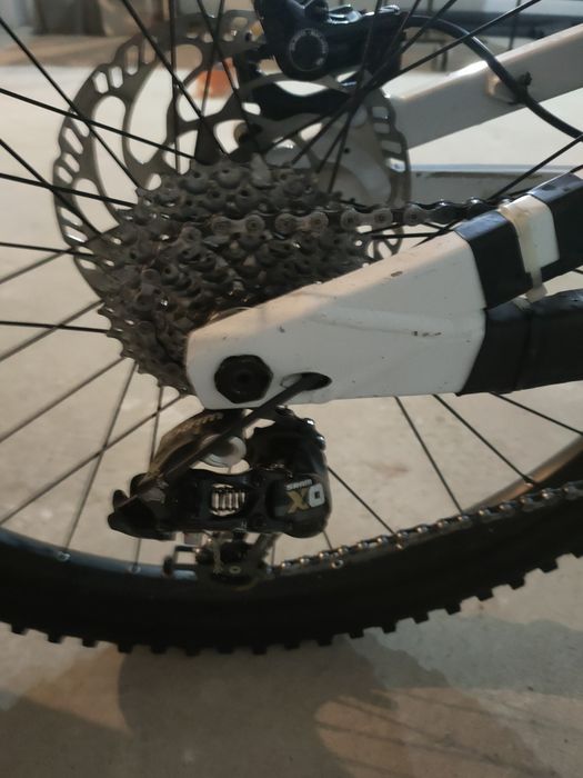 Bicicleta Downhill Transition