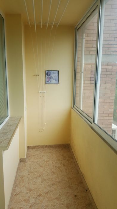 Дава под наем 4-стаен апартамент