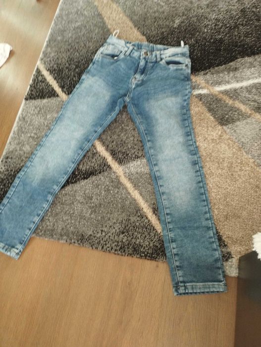 Дрехи за момиче от 128 р-р до Xs