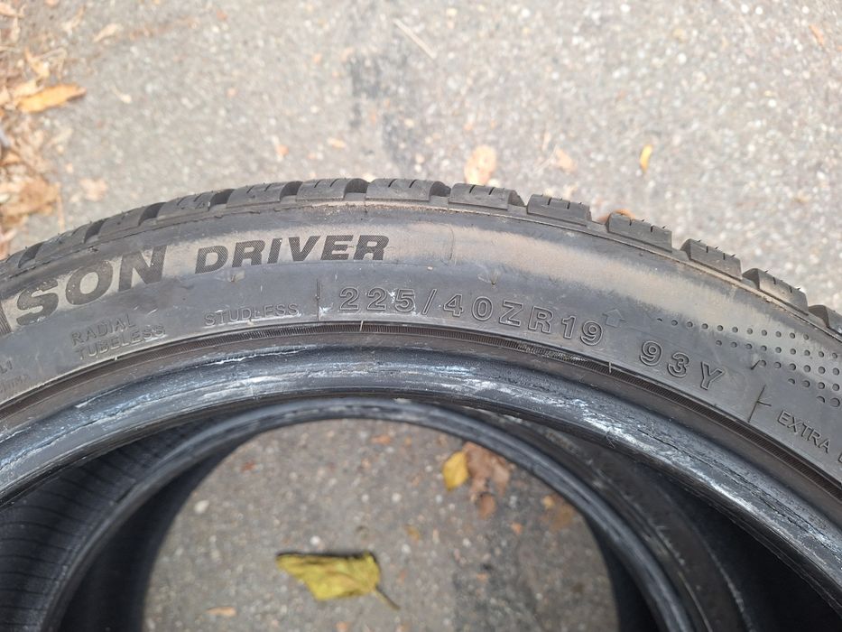 Anvelope 225/40/19 All sezon 2 buc