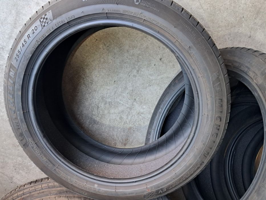 Anvelope second vara 255 45 R20 Michelin