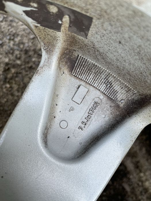 Джанти 17" Subaru Tribeca 5x114.3 7.5j ET55 / 56.1 mm.