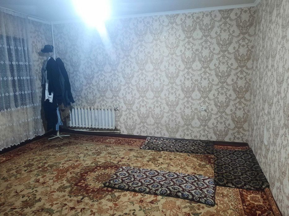 Продажа 2/4/9 на Юнусабад-14, 2 хонали сотилади