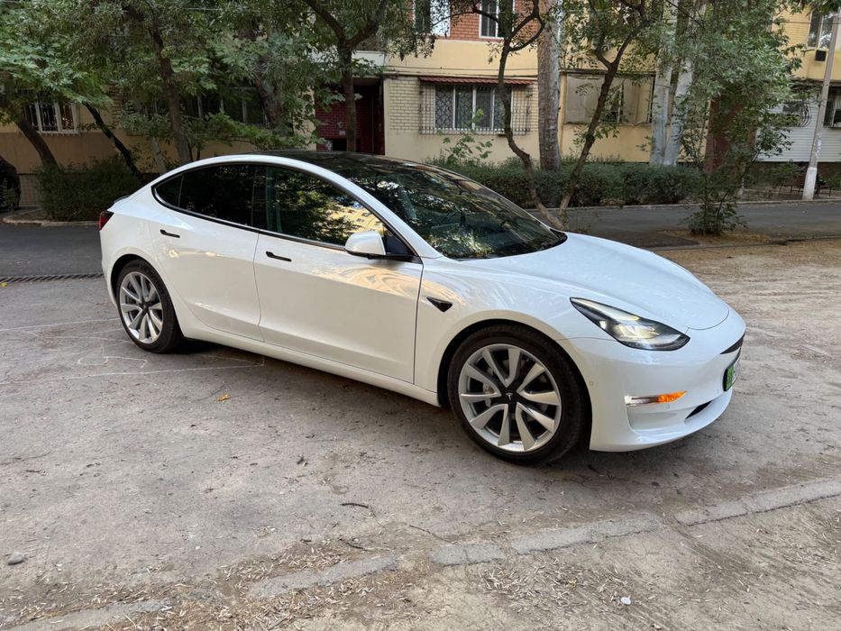 TESLA MODEL 3 2021 dual motor. Возможен обмен