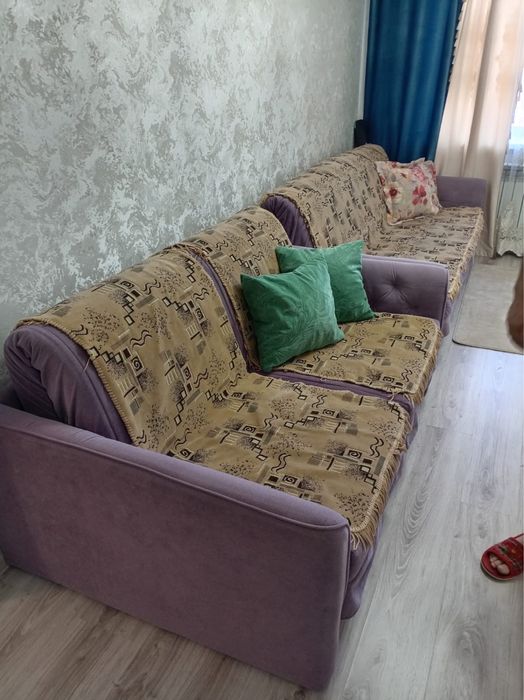 Продам диван мягкий