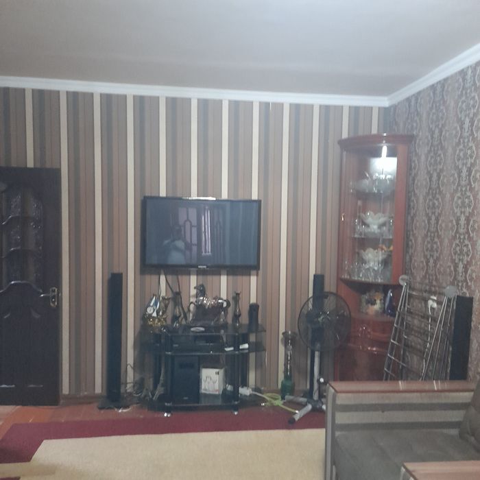 Аренда метро беруни 2.хонали оилага берилади расмдаги уй