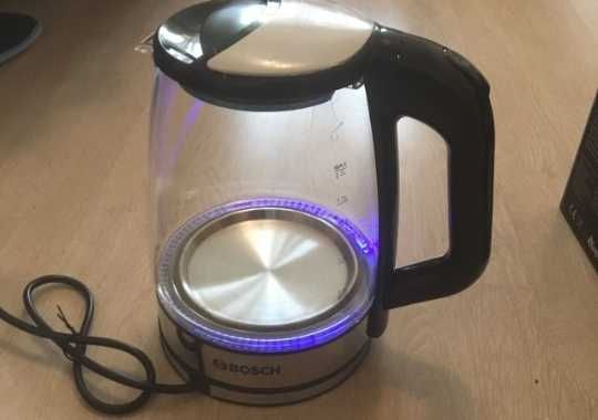Электрический чайник Bosch BS-7996
