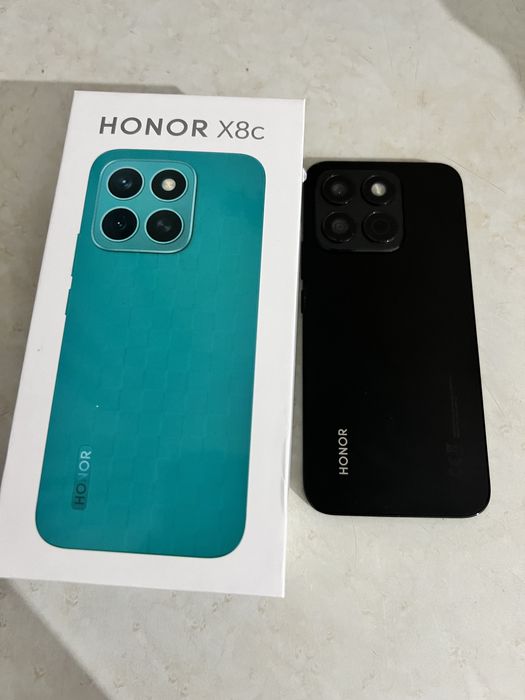Продам телефон Honor x8c