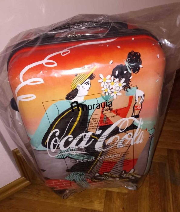 Coca Cola куфар за ръчен багаж