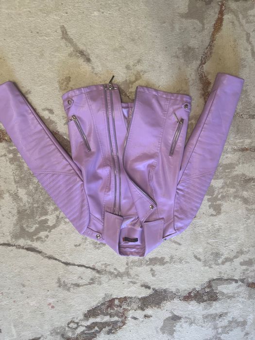 Продам женские куртки