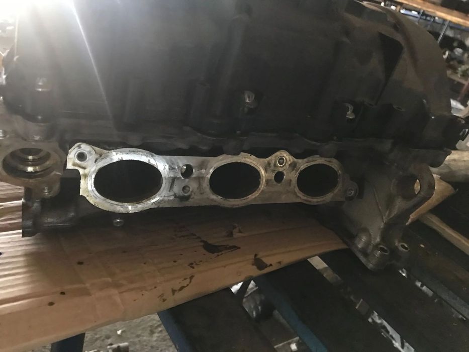 Chiulasa BMW seria 2 / MINI one cooper f55/ f561.5 B   7628714  cod motor B38A15A