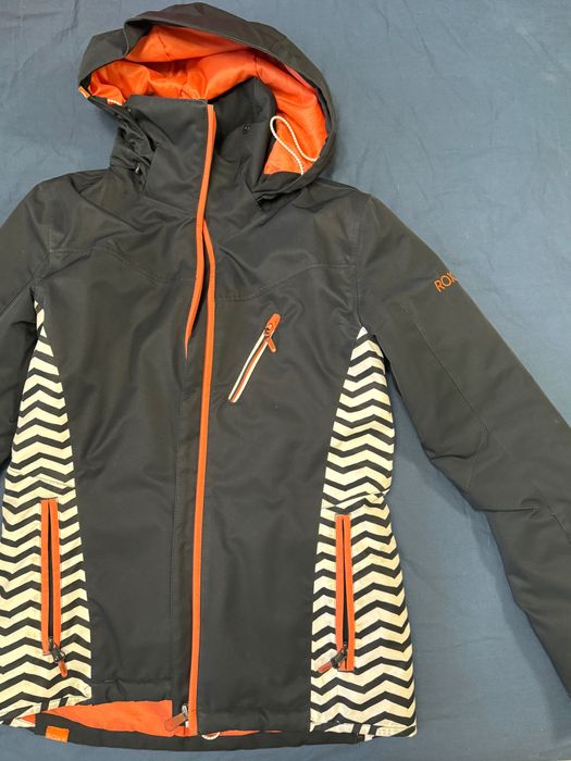 Ски екип Roxy: комплект яке и панталон (XS размер)