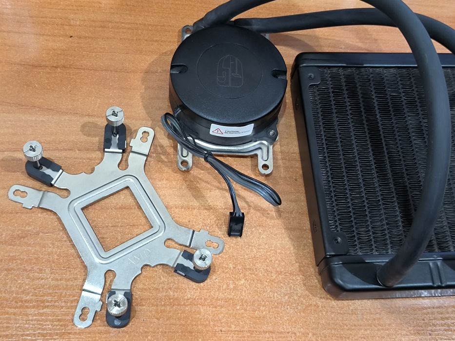 Водно охлаждане за процесор DeepCool MAELSTROM