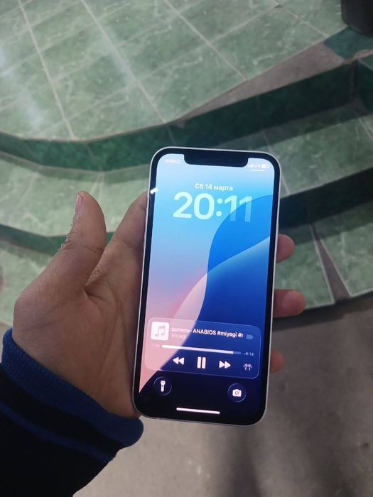 iphone 12 (obmengayam qzu boladi)
