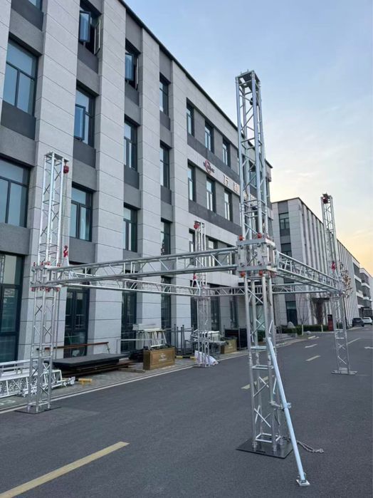 Ферма, сцена, подиум, светомузыка