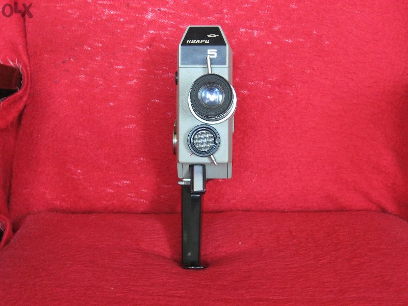 Продавам кинокамера, модел - "кварц - 5".