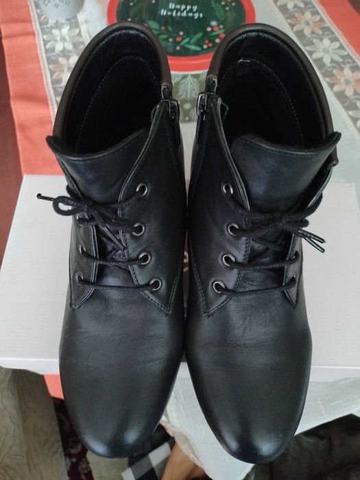 Дамски боти - естествена кожа