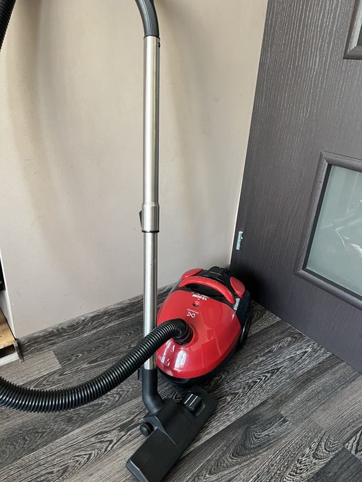 Прахосмукачка DAEWOO 1500 W