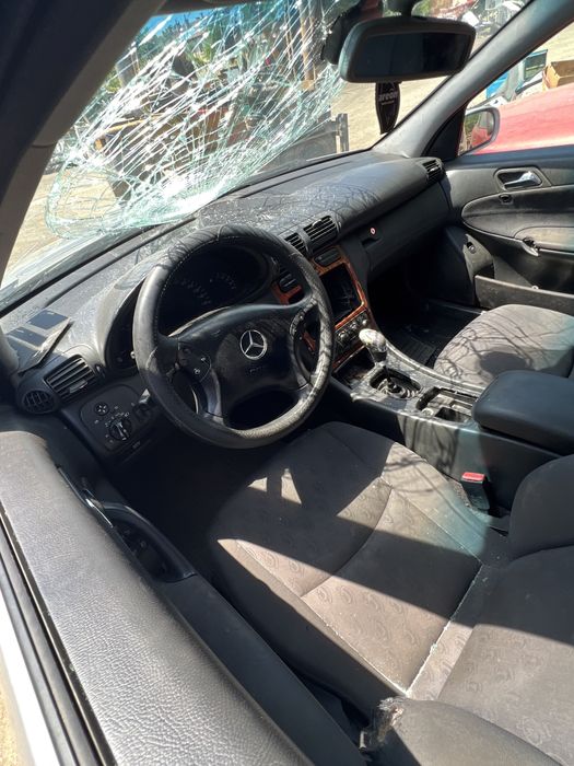 Mercedes c220 комби НА ЧАСТИ