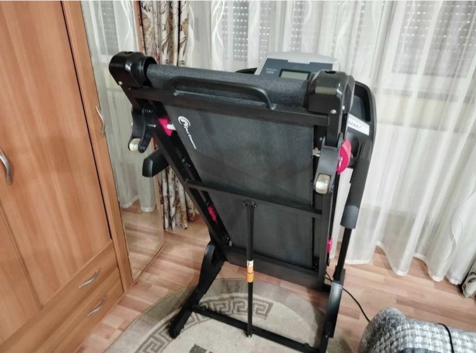 Banda alergare Fittronic D100