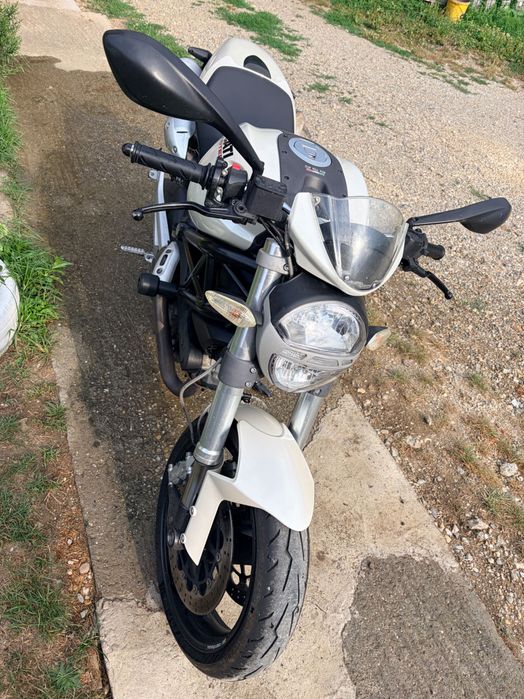 Ducati Monster 2008 696