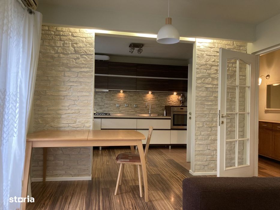 Apartament 2 camere, mobilat, etaj 1, balcon