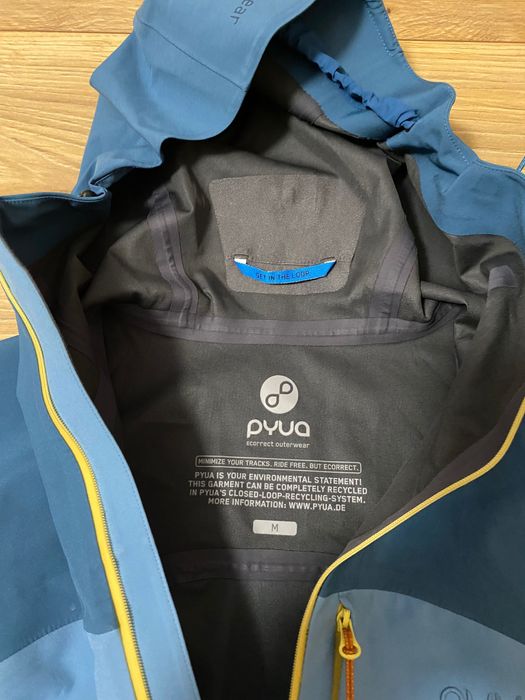 Jachetă PYUA ClimaLoop Recco , stare impecabila , pentru dame M
