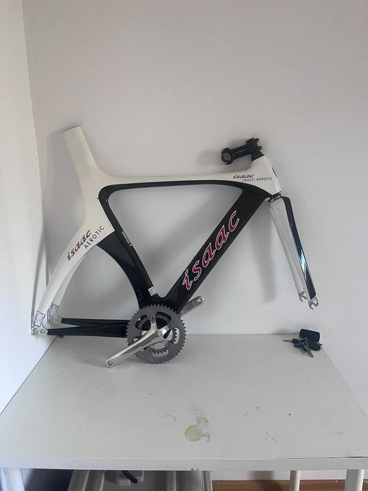 Cadru full carbon Isaac Joule-Aerotic, bicicletă cursă/triatlon (aero)