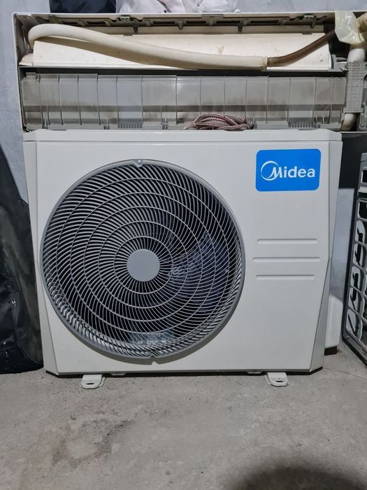 Кондиционер Midea