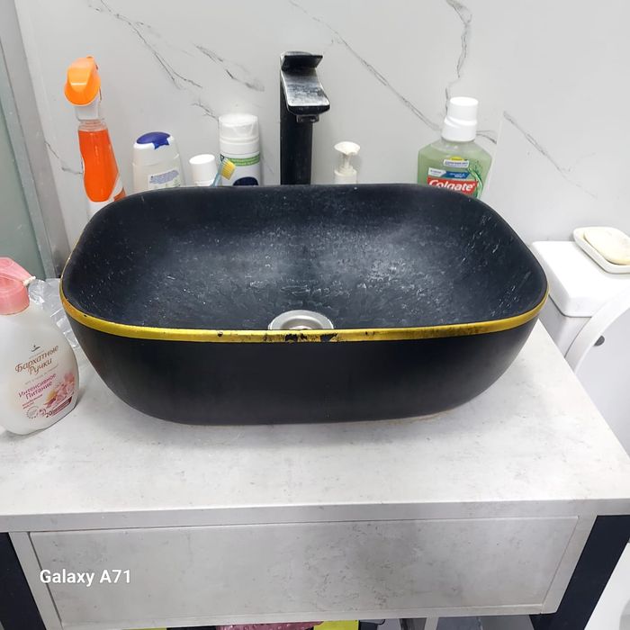 Продаю умывальник