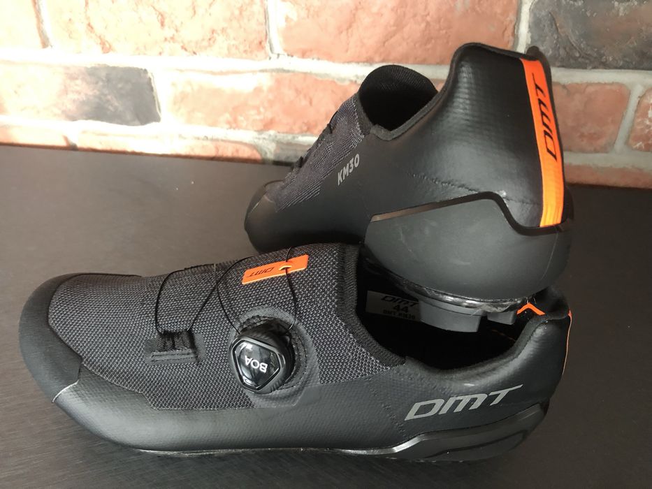 Pantofi ciclism DMT