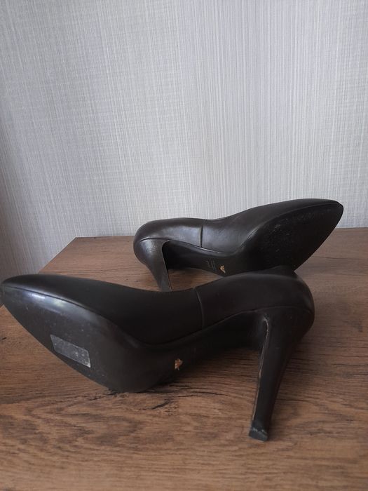 Emporio Armani дамски обувки 39 номер.