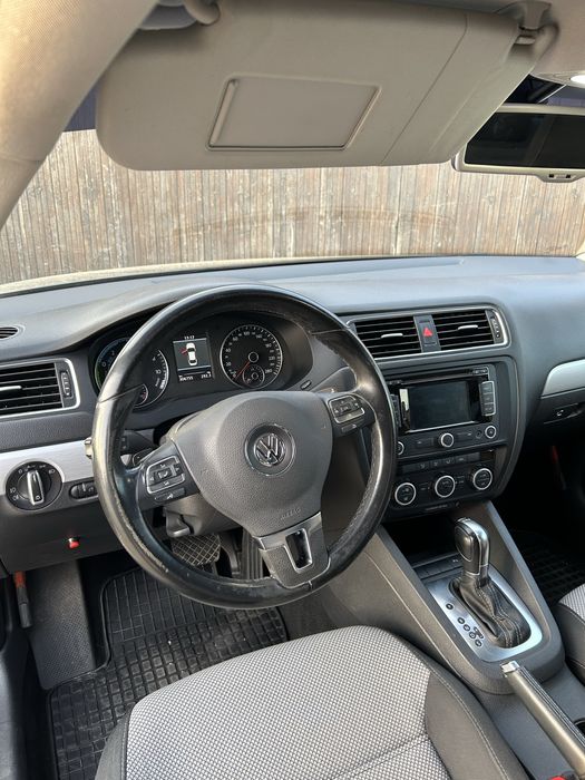 Volkswagen Jetta hybrid 2013 1.4 tsi