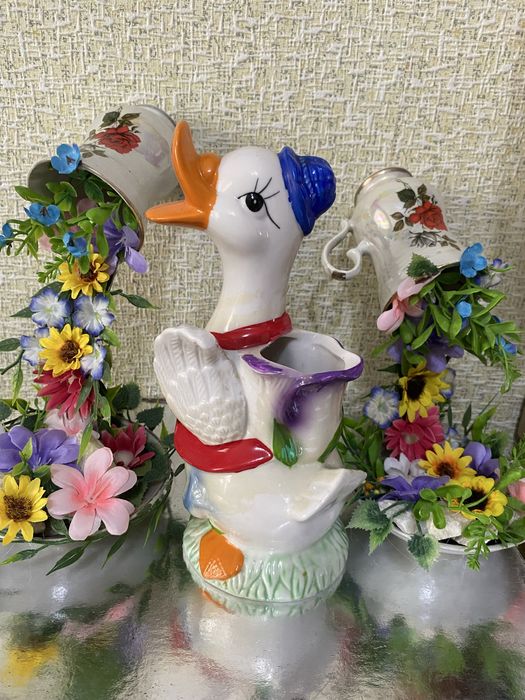 Копилка.  Подсвечник.  Статуэтки.