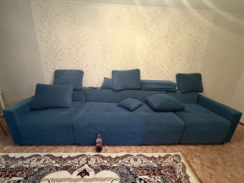 Продается диван в хорошем состоянии